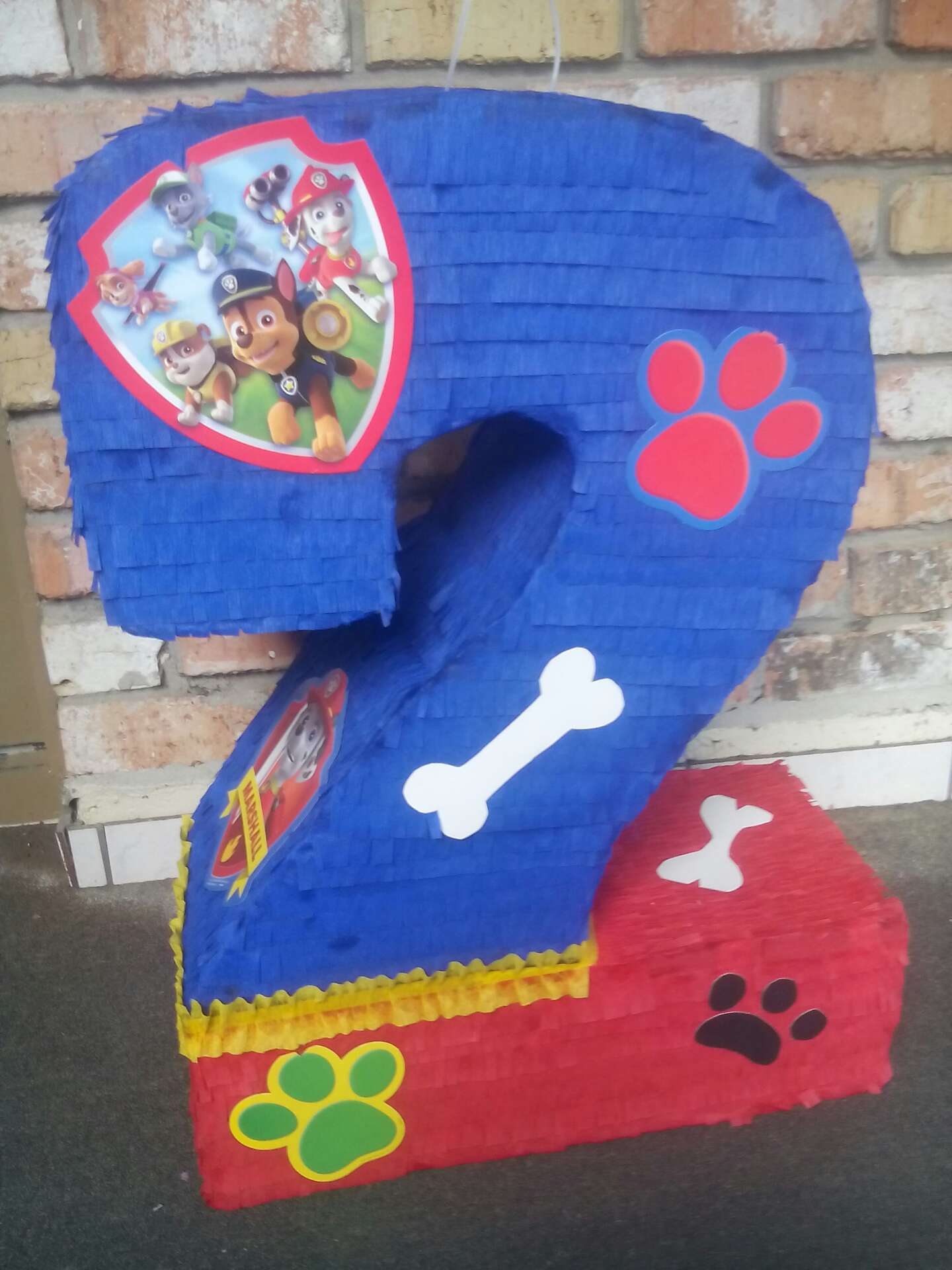 Piñata de número 2 for sale in Houston, TX - 5miles: Buy and Sell