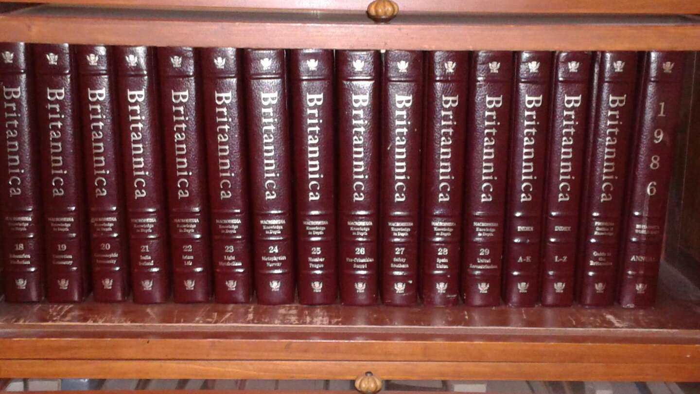 1986 Encyclopedia Britannica For Sale In Arlington, TX - 5miles: Buy ...