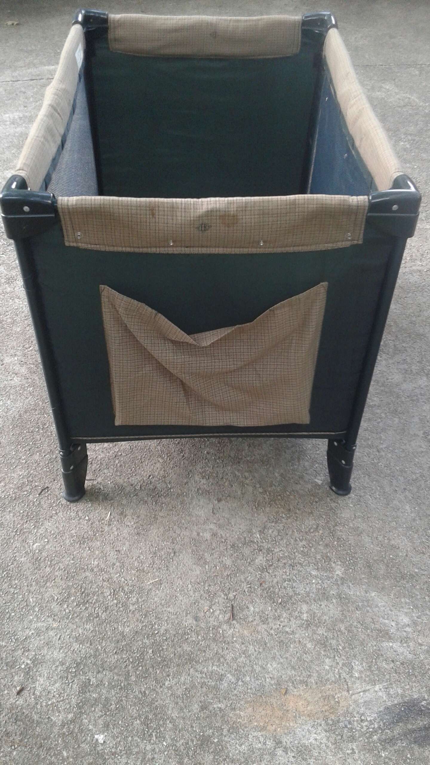EDDIE BAUER PACKNPLAY SET for sale in Stone Mountain, GA 5miles