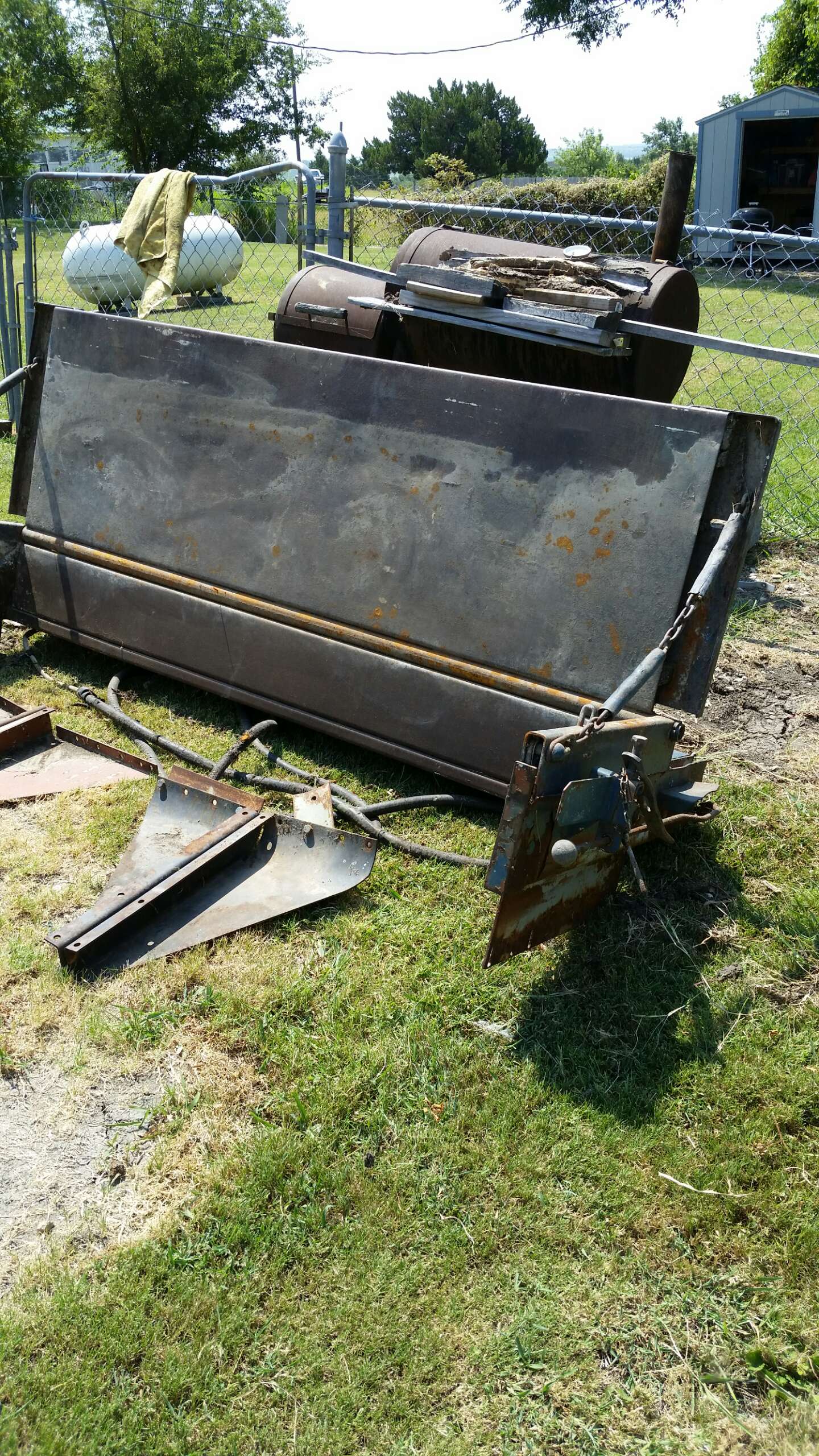 Used Tommy Lift Gate for sale in Wylie, TX 5miles Buy and Sell