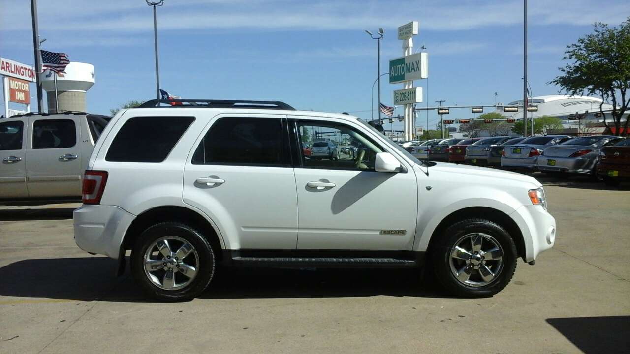 2011 Ford Escape XLT 4 wheel drive for sale in Arlington, TX - 5miles ...