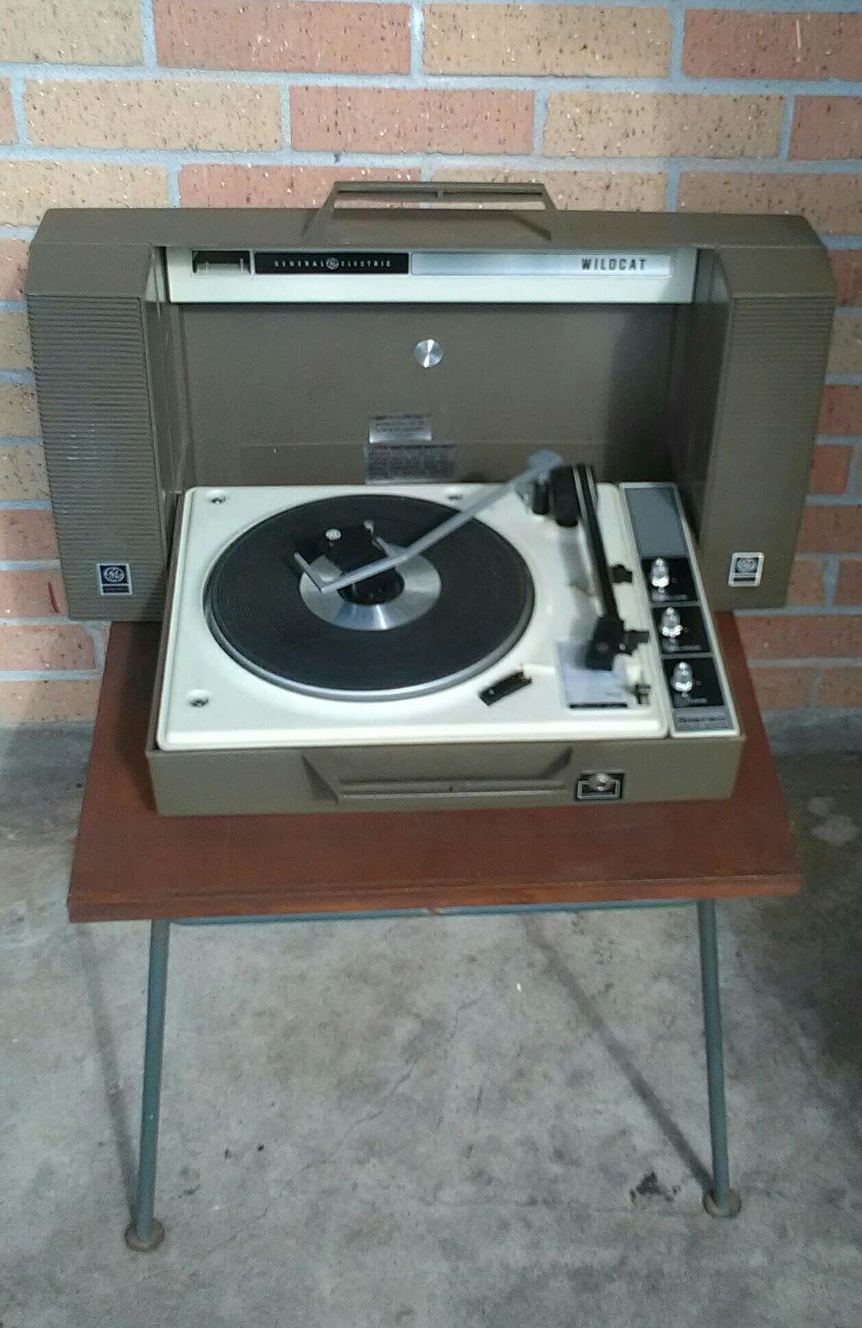 old vintage record players for sale