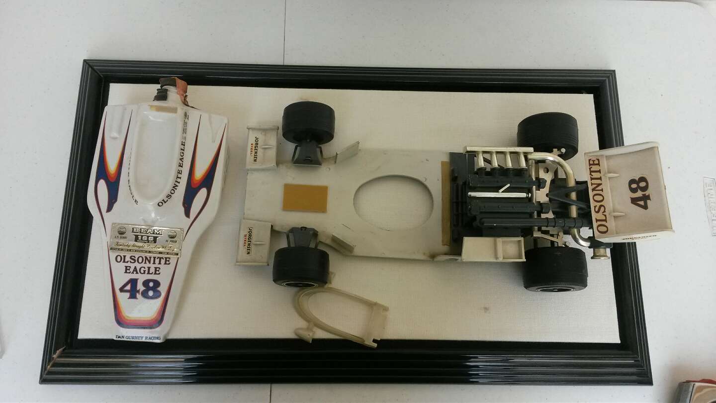  48 OLSONITE EAGLE BOBBY UNSER GURNEY INDY RACE CAR JIM BEAM DECANTER