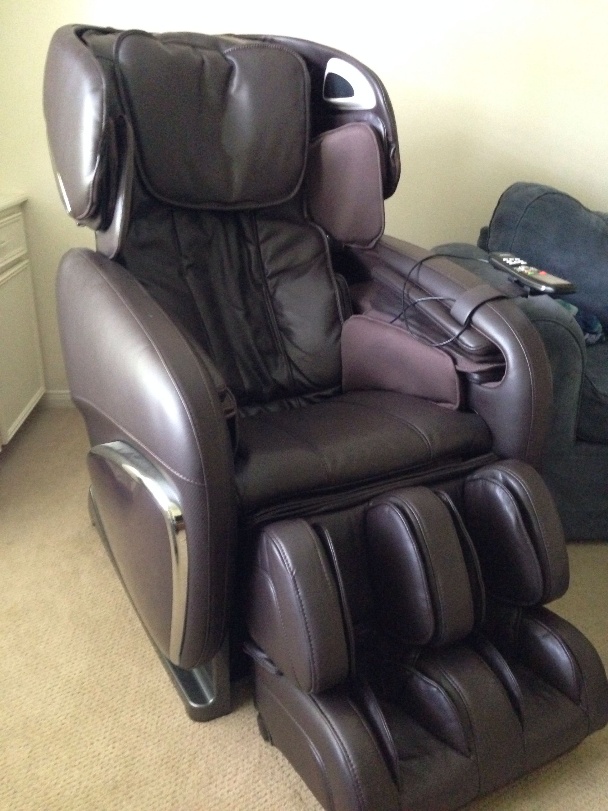 Cozzia Ec 670 Full Body Massage Chair For Sale In Houston Tx 5miles Buy And Sell