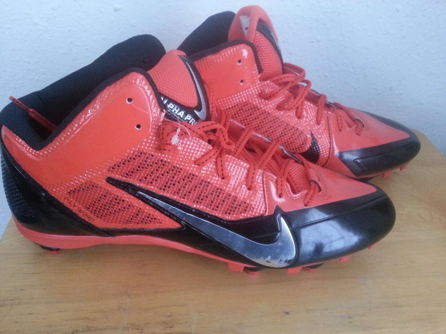 size 14 cleats