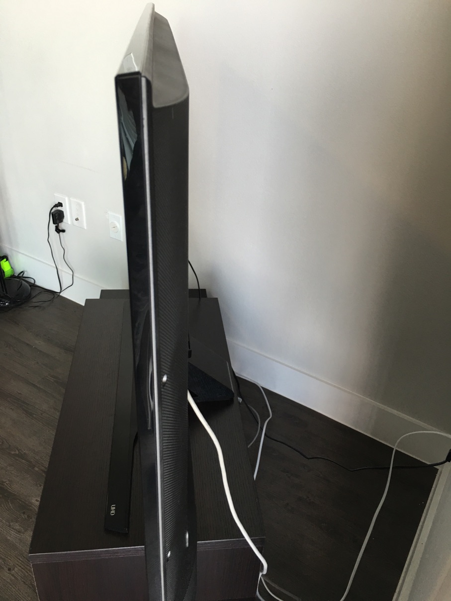 Samsung 55Inch 4K Ultra HD Smart TV & Stand for sale in Dallas, TX