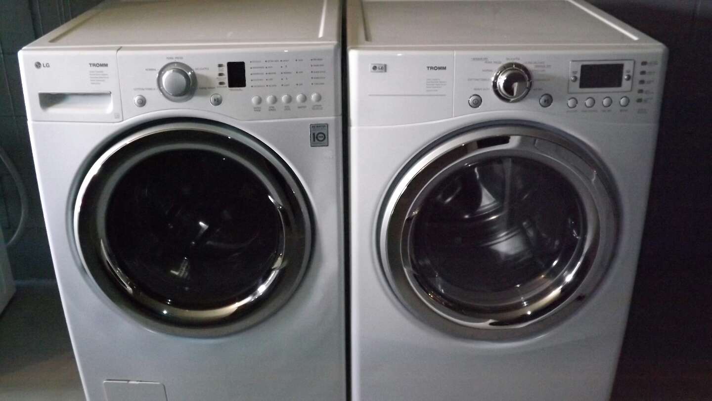 Lg tromm washer and dryer for sale in Leesburg, FL 5miles Buy and Sell
