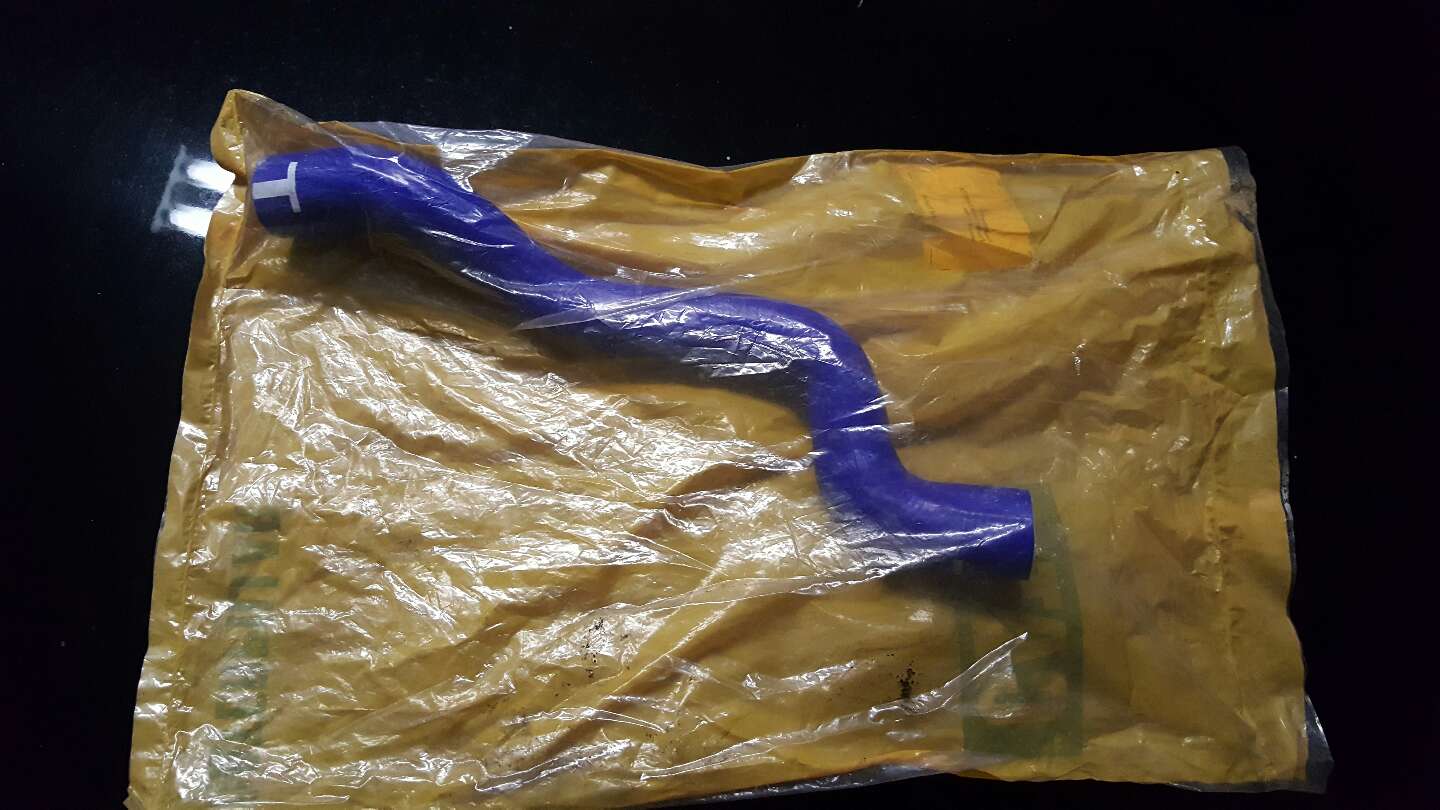 CATERPILLAR HOSE C15 coolant hose 2470266 for sale in Memphis, TN