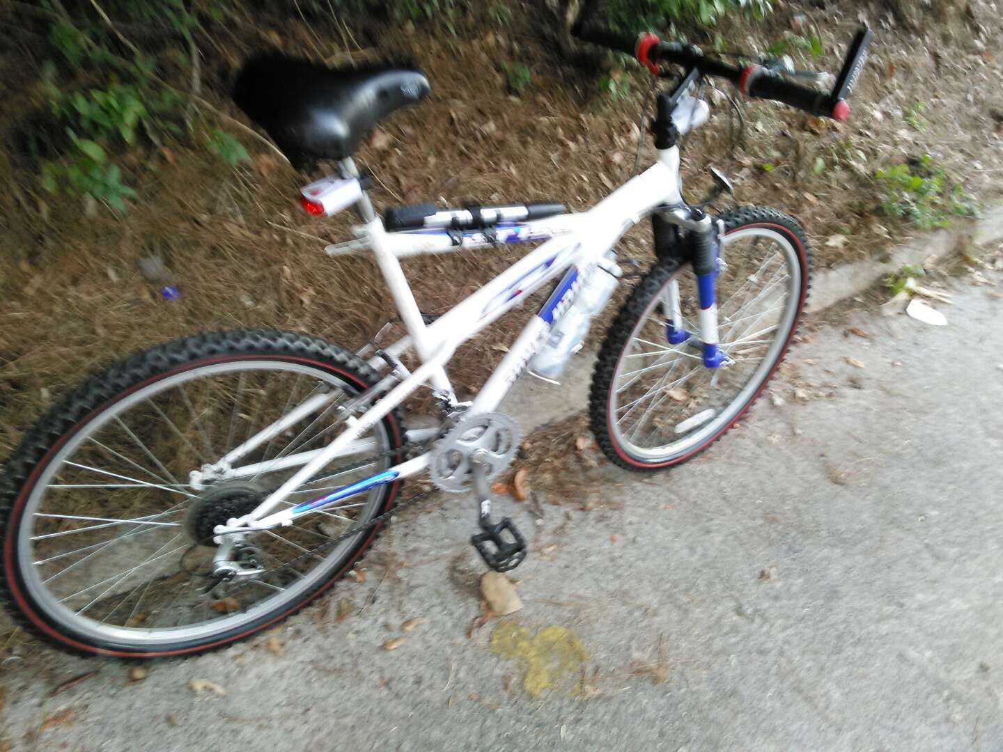 USED 26" ROYCE UNION ST 150 MOUNTAIN BIKE for sale in Atlanta, GA