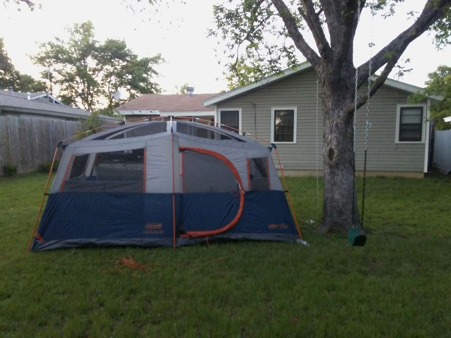 NEW Coleman Mount Hersey II 8 person tent w/ room divider & closet