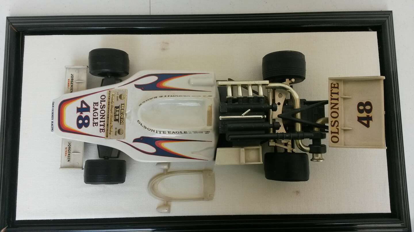  48 OLSONITE EAGLE BOBBY UNSER GURNEY INDY RACE CAR JIM BEAM DECANTER