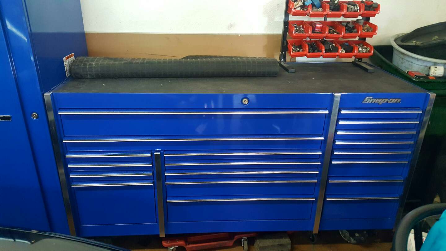 Snap on tool box with side locker for sale in Dallas, TX 5miles Buy