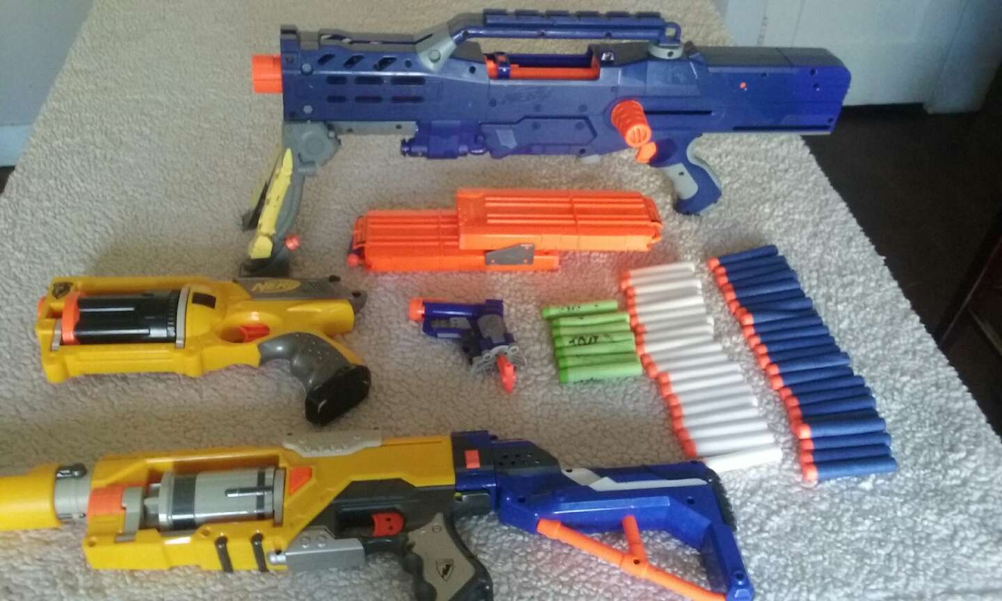 4 nerf gun with bullets for sale in Hamden, CT - 5miles: Buy and Sell