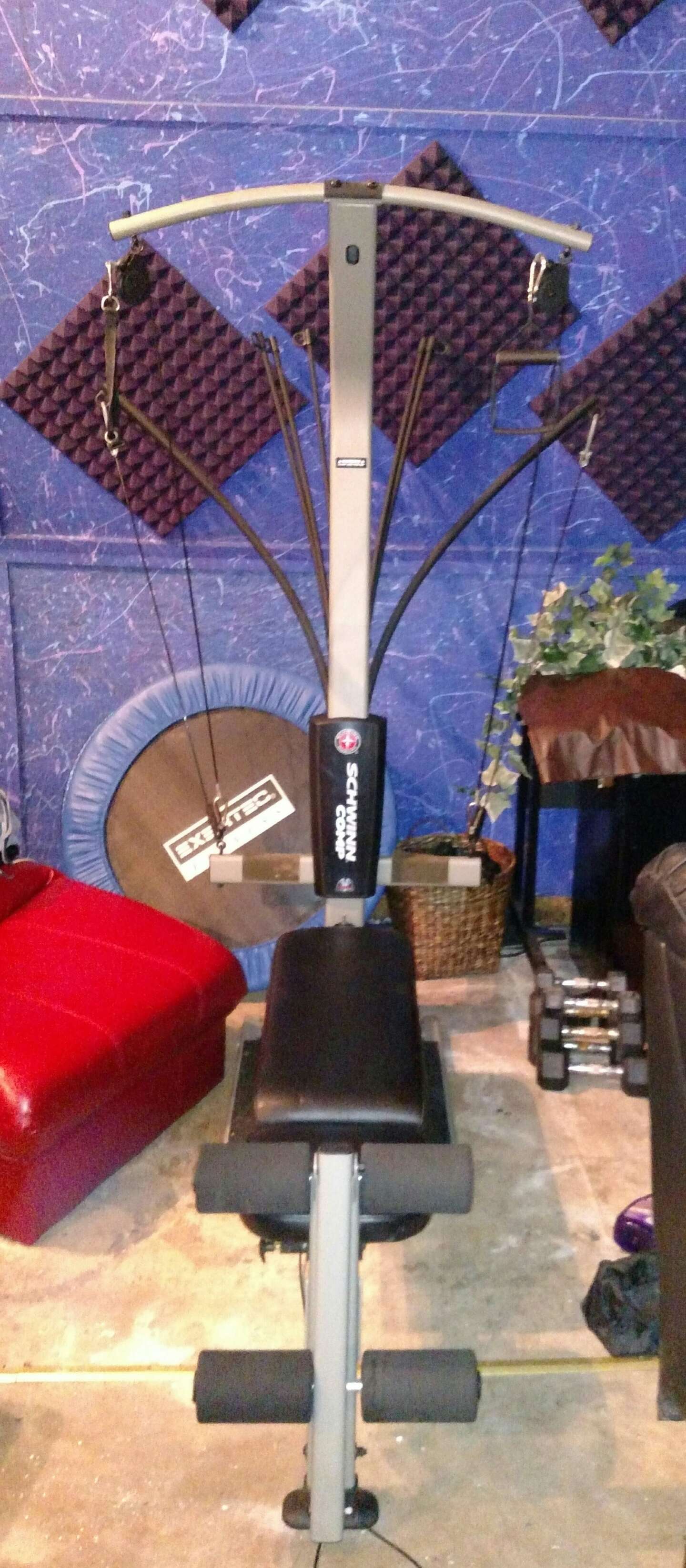Schwinn comp bowflex machine, good condition for sale in Longview, TX
