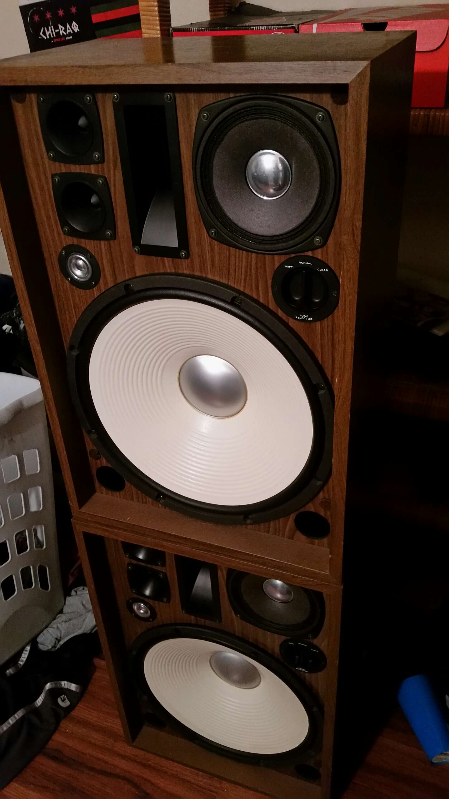 KENWOOD KL888D BIG SPEAKERS for sale in Arcadia, CA 5miles Buy and Sell