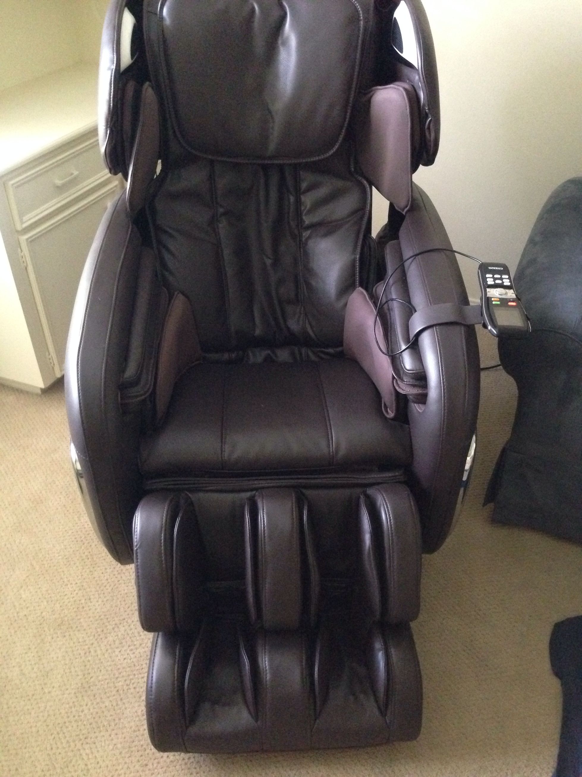 Cozzia Ec 670 Full Body Massage Chair For Sale In Houston Tx 5miles Buy And Sell